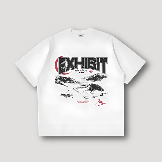 'EXHIBIT studios' Grote Fit Graphic Tees T Shirt Met Print