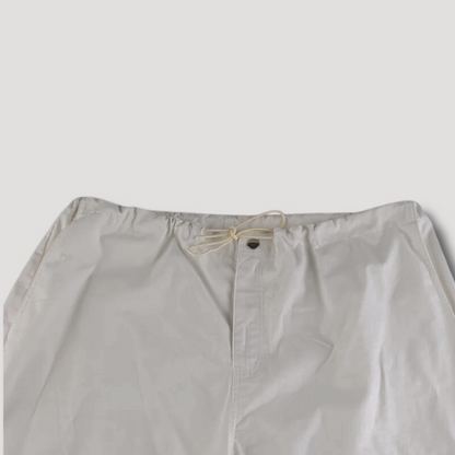 Witte Cargo Broek Met Koord Bij De Enkel