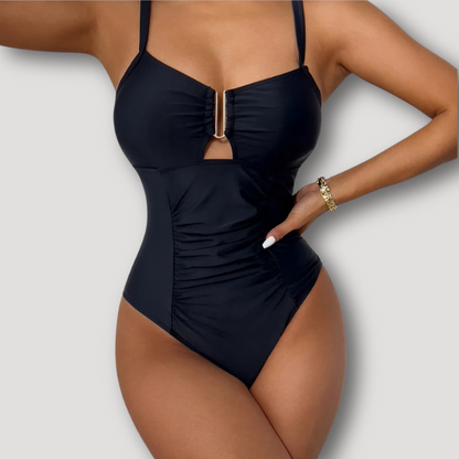 One-piece Ruched metalen Accent Swimsuit Curvy